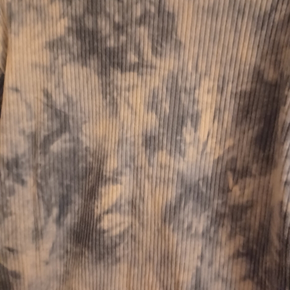 Girls Long Sleeve Shirt Size 6 - Picture 3 of 4